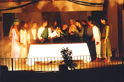 ft_cult_10.jpg (30693 bytes)